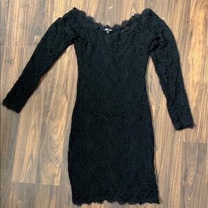 Jump Black Long-Sleeve Lace Bodycon Dress